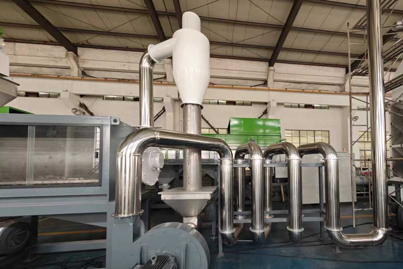 Hot air drying system for PET washing line