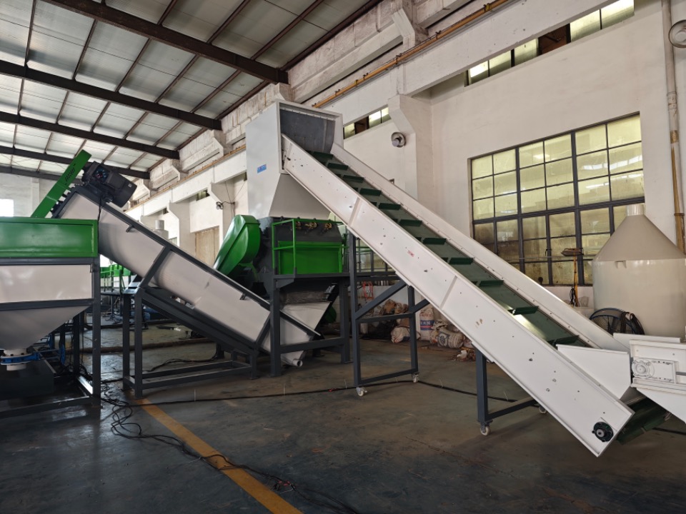 PET bottle recycling line