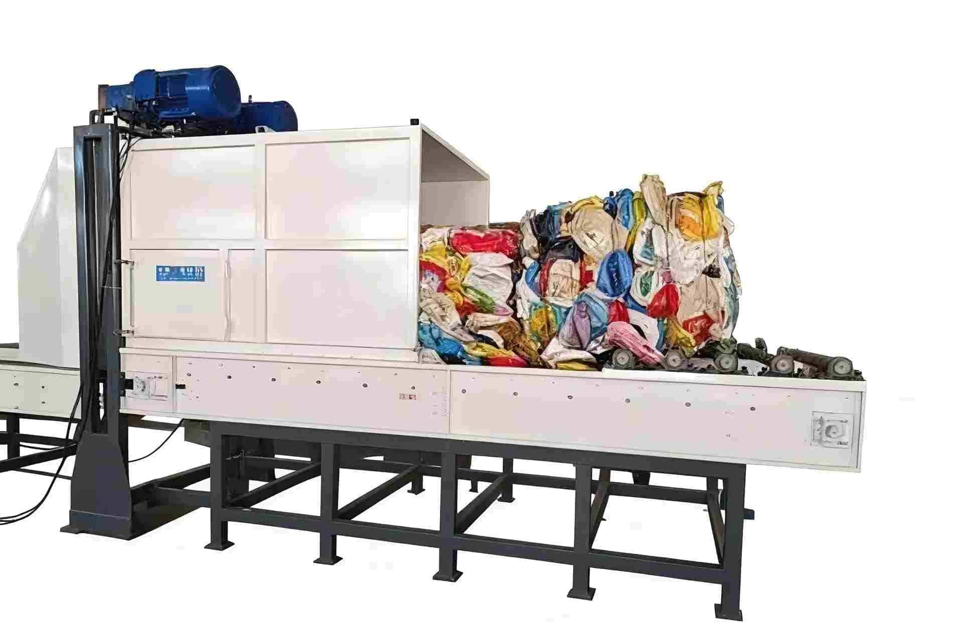 PET bottle bale opener