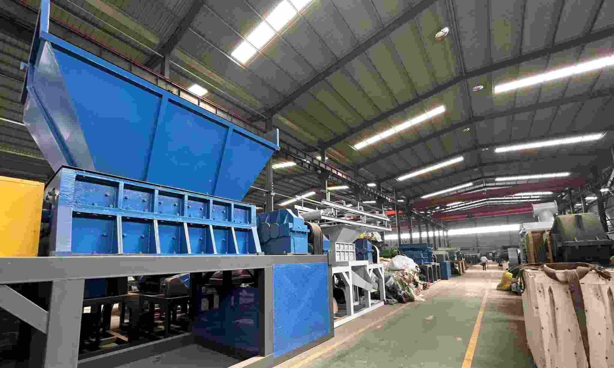 Plastic Shredder Factory